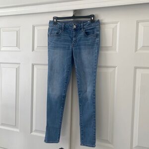 Women's American Eagle Super Stretch Jean Jegging - Size 8